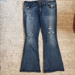 American Eagle Outfitters Women's Flare Jeans in Blue